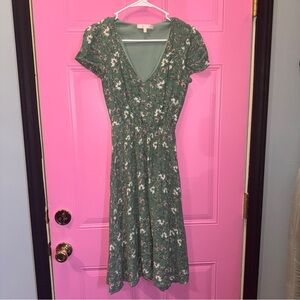 Wayf Green Floral Midi Dress V-Neck Short Sleeve size‎ XS